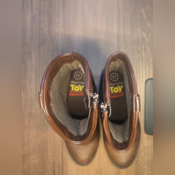 Sold - Picture 4 of 9